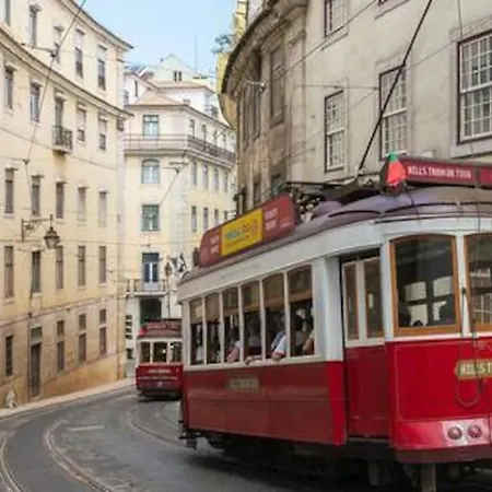 Downtown - Chiado & Me 2-2